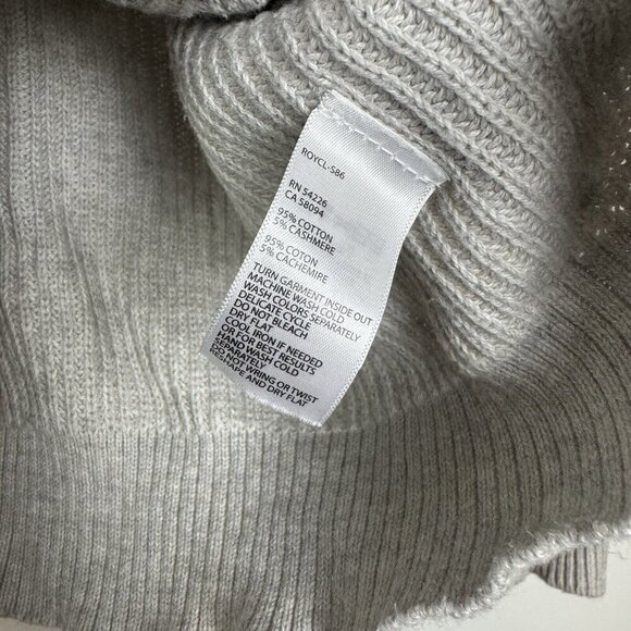 Royal Robbin’s Woman’s Gray Long Sleeve Lace Up Side Sweater Standard Fit Small - Picture 5 of 6